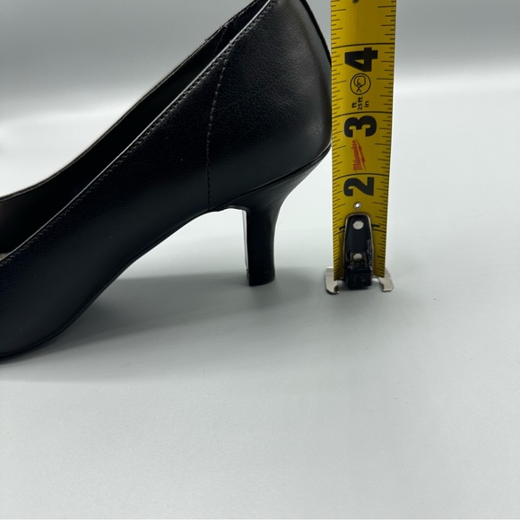 Easy Street Pump Classic Heeled Shoes Women’s Size 8 M Black - Picture 9 of 10